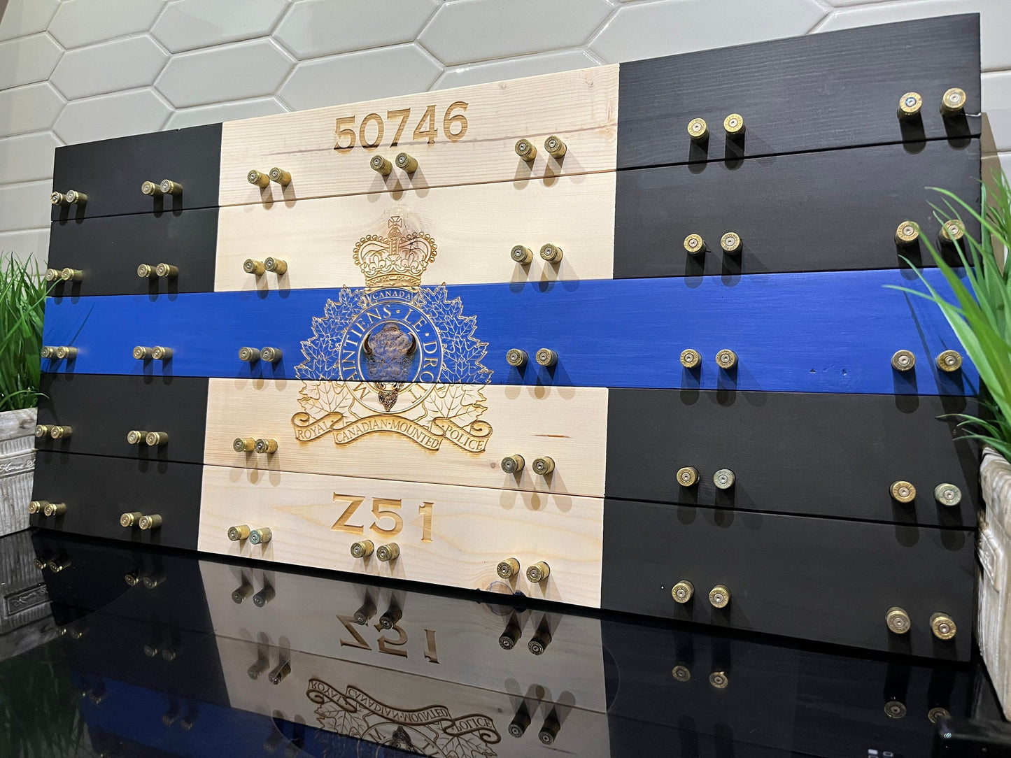 Thin Blue Line Challenge Coin Display Case image 0